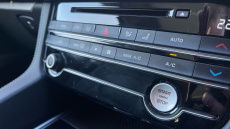 Jaguar F-Pace 2.0d [240] Chequered Flag 5dr Auto AWD Diesel Estate